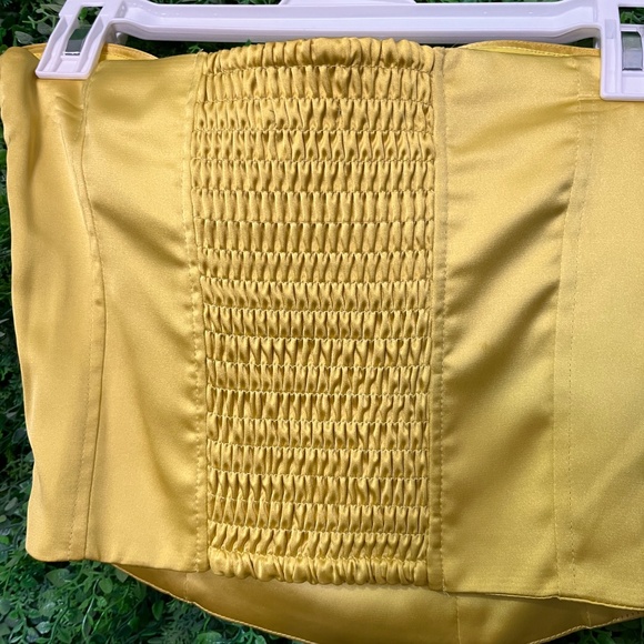 Top - Picture 3 of 4